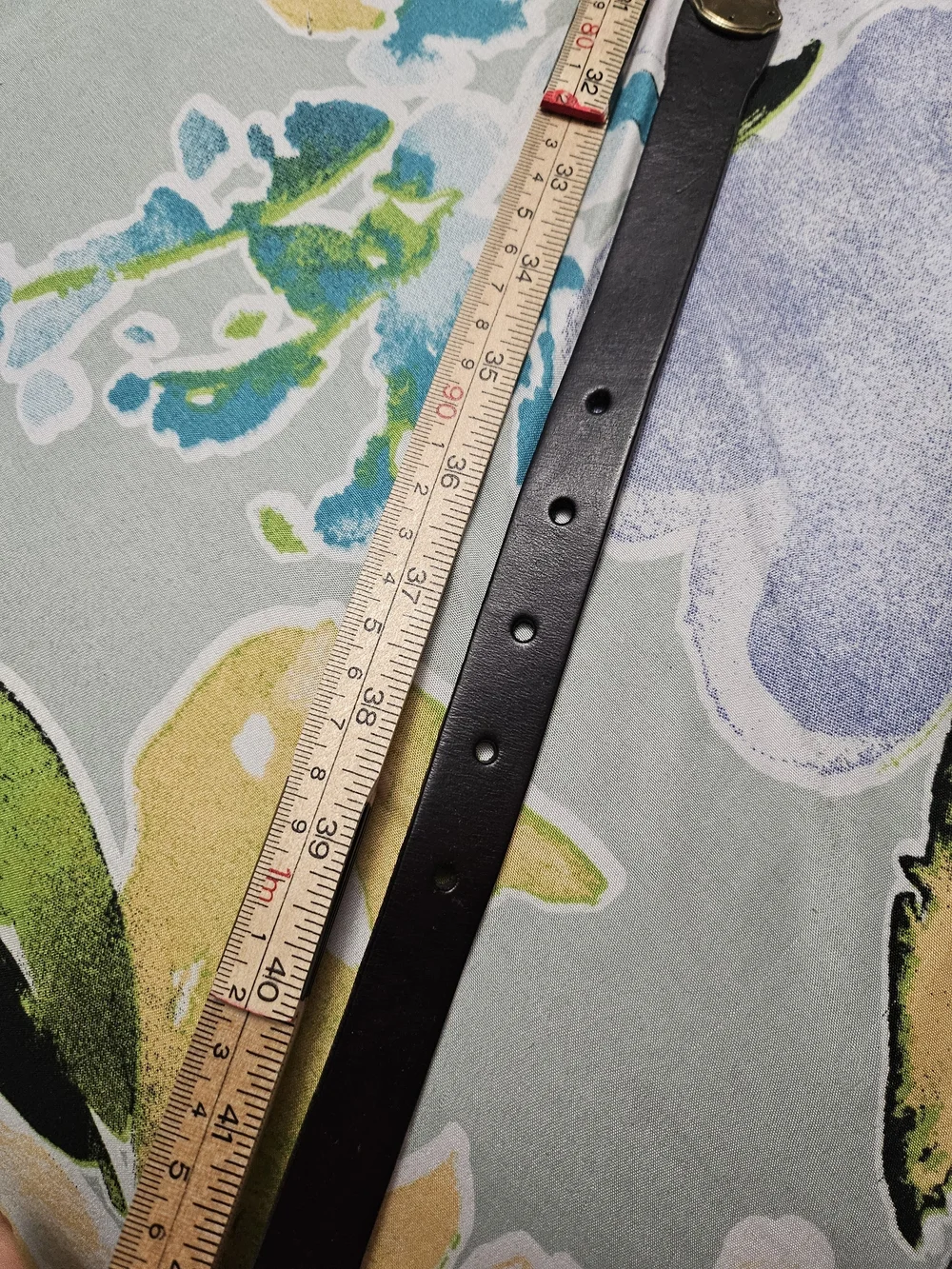 Minimalist Black Leather Belt with Gold-Tone Buckle